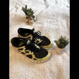 Nike sneakers size 10